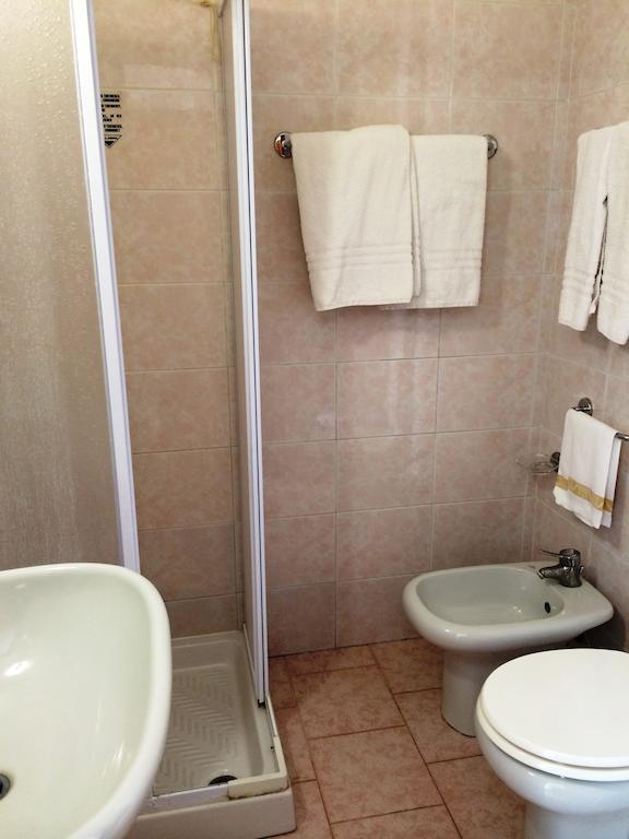Hotel Eden San Remo Kamer foto