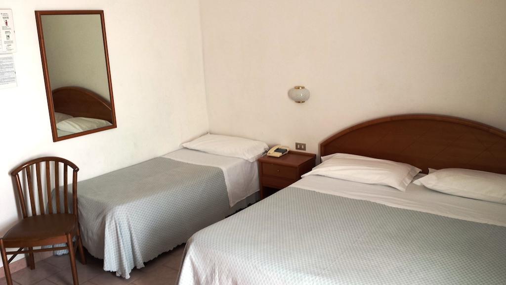 Hotel Eden San Remo Buitenkant foto